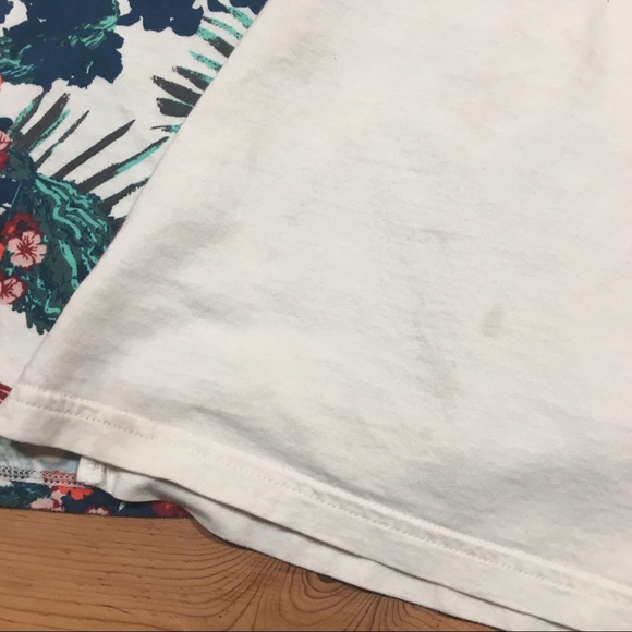 2 Patagonia Sleeveless Tops - Picture 5 of 5